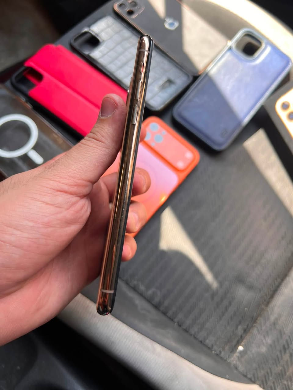 11 برو ماكس جهاز نضيف جداً كارتونة مطابق وي تلفون ويجي وياه 6 كفرات

فقط مبدل بطارية وشاشة اصليات فيس ايدي شغال سعره 275  ***********
