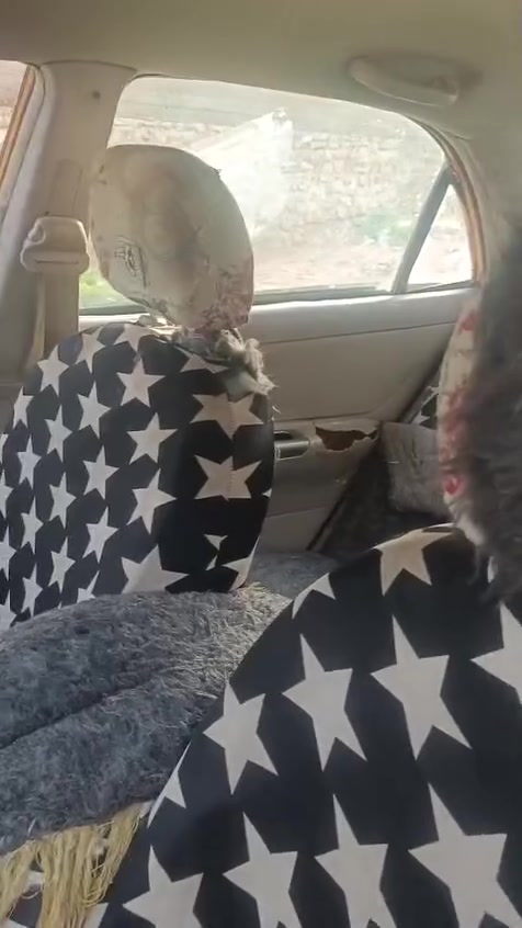 سلام عليكم مؤجود جيلي مو بل موديل ١٣ رقم بابل راعيها مؤجود بديوانيه سيارة متجايه شغلها خير من الله محرك بلاد سيارة مامعمره صحيح اطلع بيها وين ماتريد شرط سنويه صاقطه سنتين عليها هيئه ٤٠٠ غير صدك مانتعامل سعرها ١٥ تواصل ***********
