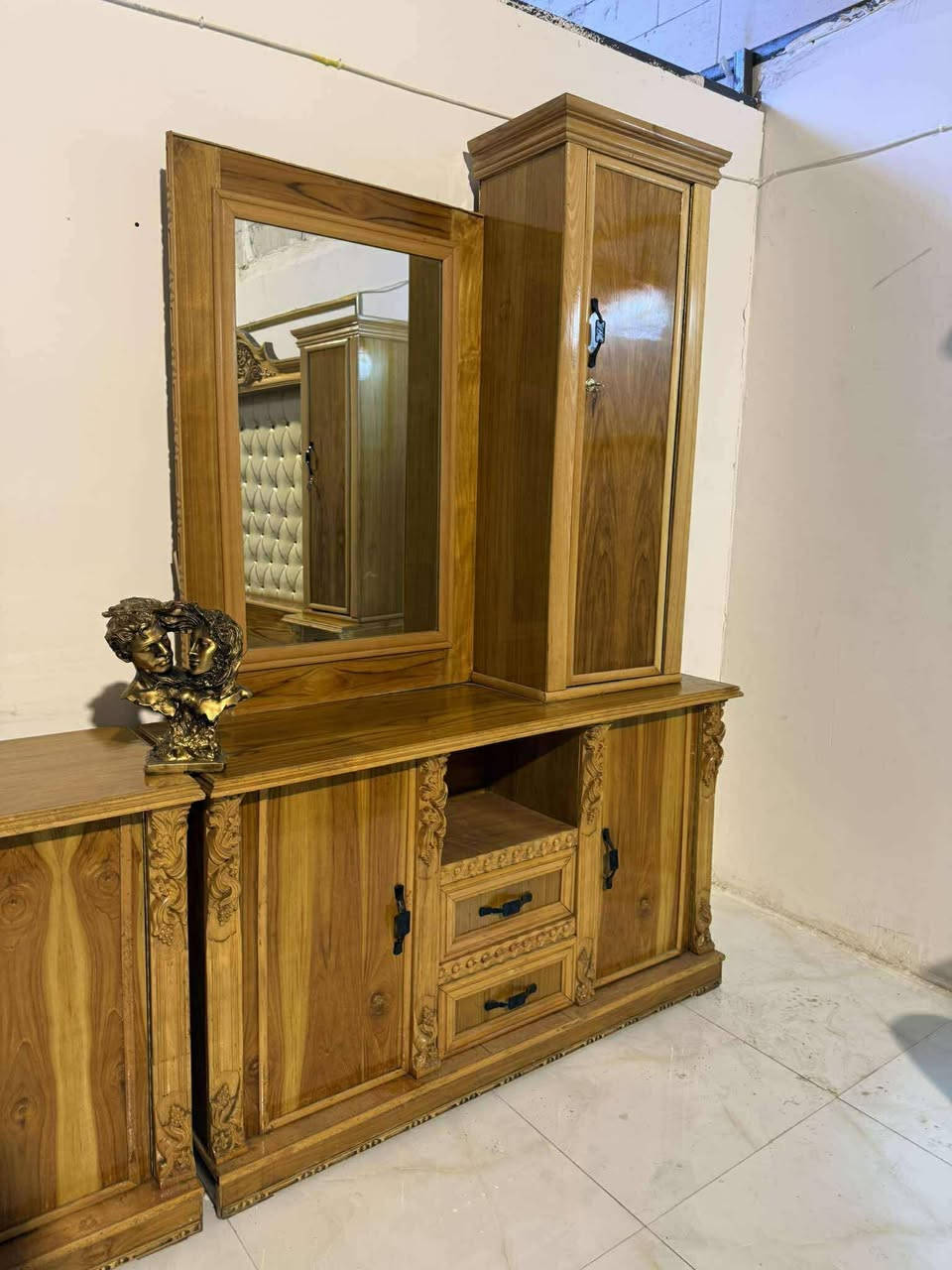 ام مسرح صاج داخل خارج
 خمس ملم دنك زان 
السعر مليون و600
9قطع موديل حديث 2026
فول نضافه 🙈. 🏆


**إذا كنت صاحب هذا الإعلان وتريد حذفه لأي سبب، رجاءا أرسل رسالة إلى الدعم الفني**