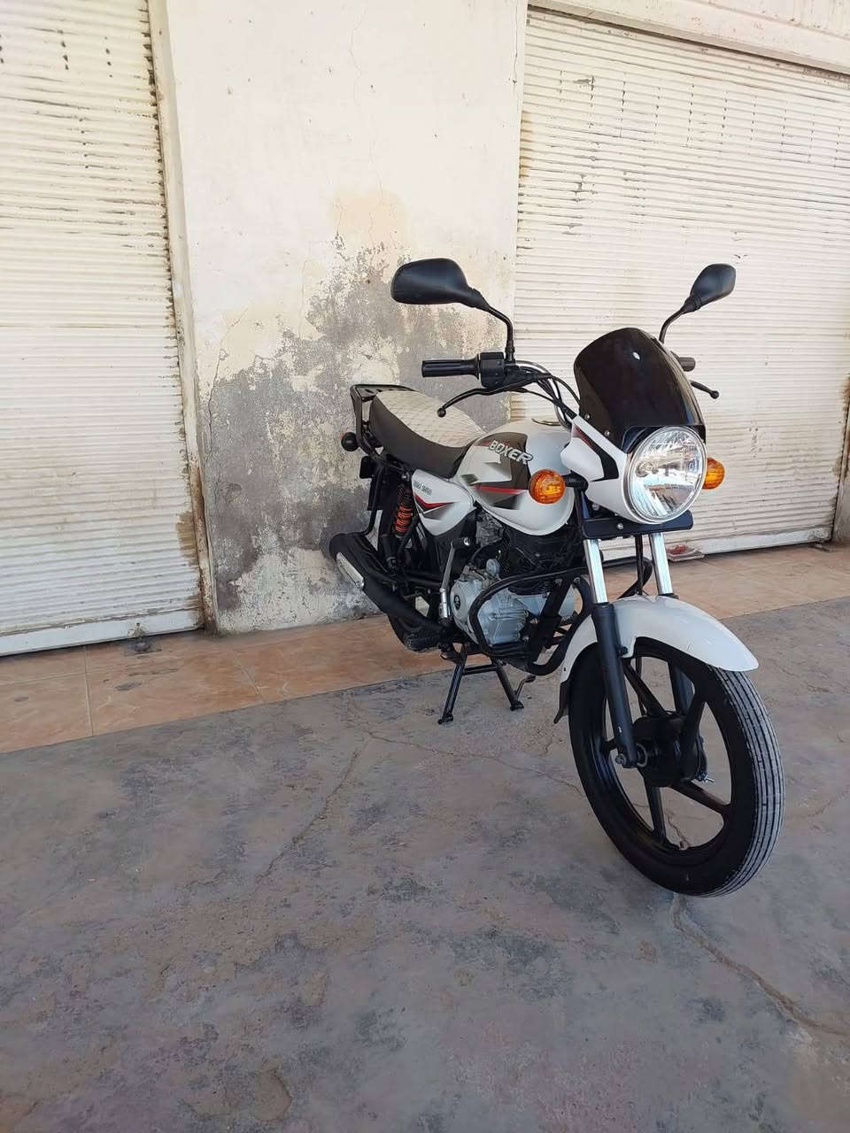 السلام عليكم شبابالسلام عليكم شباب
بوكسر للبيع 
موديل 2022 شهر 12
 دراجه زيرو
ماشي 7000
 مكفوله كفاله عامه 
دراجه رقم وسنويه ديالى 
تحويل ثاني يوم
 السعر خاص 1950
مكاني ديالى خالص
 هذا رقمي ***********
