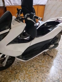 PCX الجيل الاول • ١٢٥ • اوراق كاملة