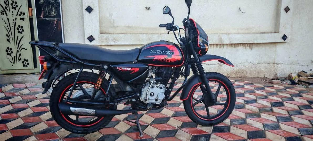 دراجه للبيع موديل 22 مكفوله السعر مليون ونص وبيهاا قليل متواجد عل فيس ول  الواتساب ***********
رجاان المو شراي لا يتعبني
