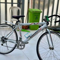 للبيع بايسكل c/٧٠٠  مال سباق يخبل سرعه تخبل السعر ١٠٠ ألف الاعنوان بغد...