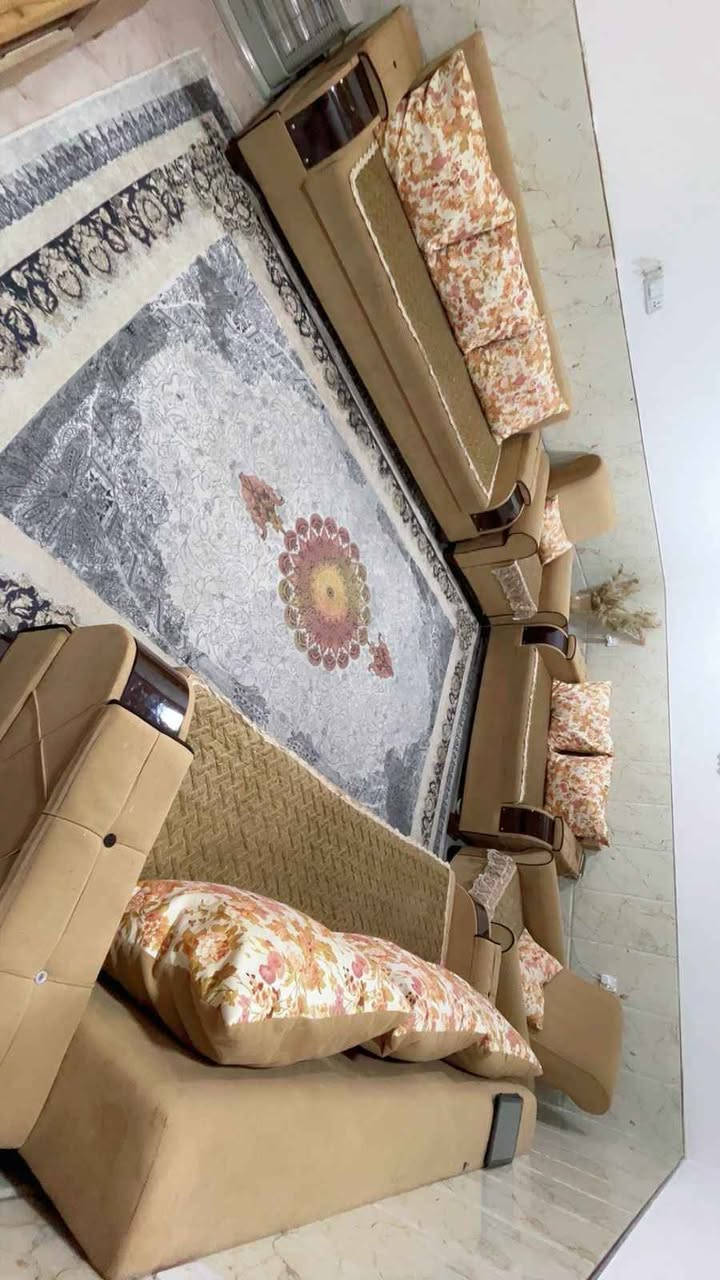 طخم قنفات جدا راقي موصي من تركيا قبل ٨ شهور يصير مخزن ويصير سرير ابو نفرين
١٢ نفر بحاله جدا جدا ممتازه عنواني دهوك ولا يوجد توصيل دهوك, العراق


**إذا كنت صاحب هذا الإعلان وتريد حذفه لأي سبب، رجاءا أرسل رسالة إلى الدعم الفني**