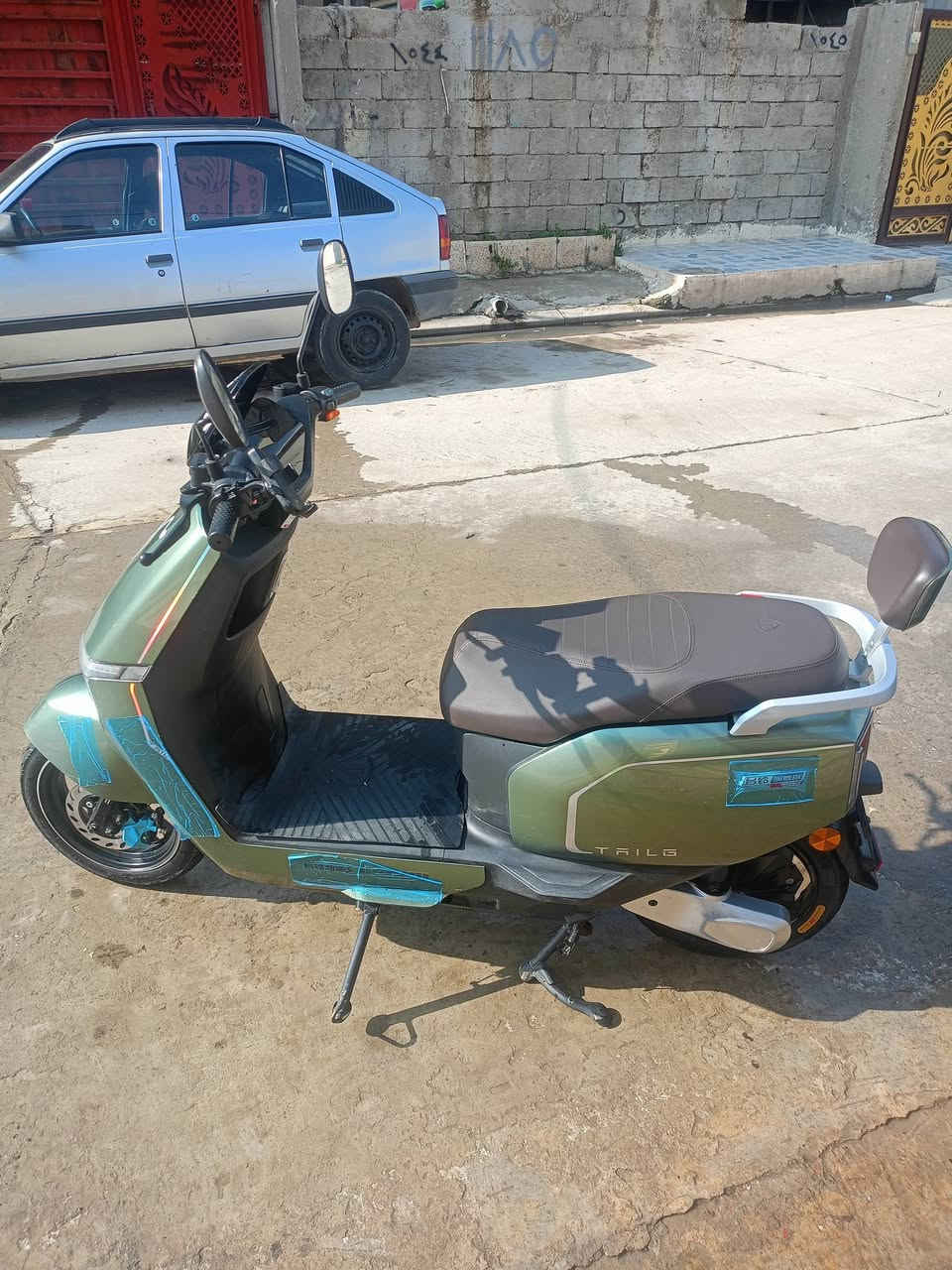 سلام عليكم 
ماطور تيسلا 
نضيفه
مستخدمه شهرين ونص
يمشيك 70الى 75كيلو
6بطاريات دبل مسطره
الشراي يجي خاص ونتفاهم
مكاني موصل حي المزارع مقابيل مستشفى السلام
للاتصال على الرقم فقططططط
***********
بي واتس اب
ملاحضه:عل ماسنجر مامتواجد فقططططط اتصاللل
