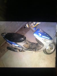 عندي دراجه ماكس لبيع مواصفاته تجي وشوف بس فوله دراجه سعره 250وبيه مجال...