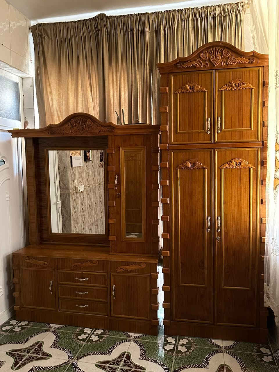 غرفه 6 باب داخل وخارج صاج موديل طابوكه مسرح النضافة 90 بالميه السعر 2300 او بيها مجال بغداد رقم الموبايل ***********
