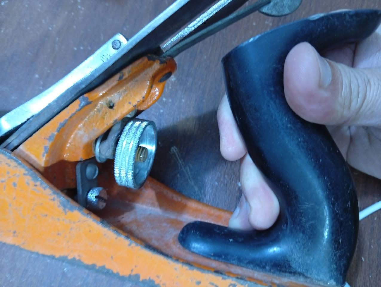 سلام عليكم ريبون اصلي مستخدم سعر ٣٥عراقي بغداد ***********
