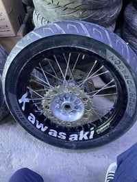 وياله وتايرات للبيع اشتريتهن ماصارن على دراجتي  07838148226 واتساب و ا...