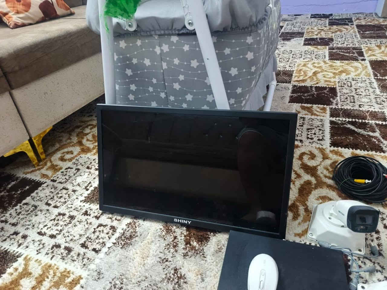 السلام عليكم منظومه مال كاميرات اصليه صوره وصوت كاميرات اصليه بالشرط السعر 300  ***********
