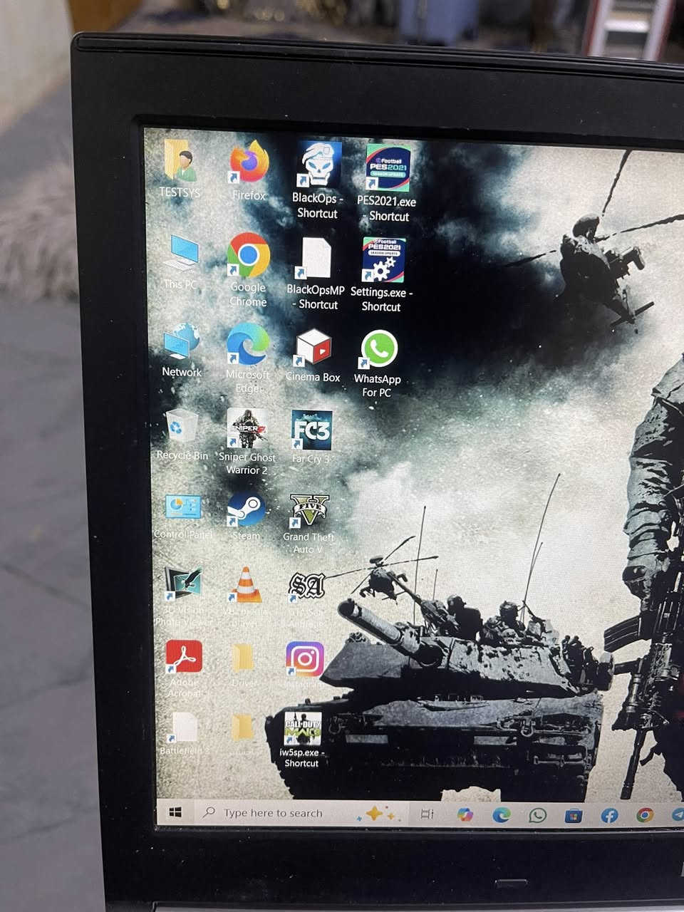 الاكسسوارات مو من ضمن السعر عندي هار خارجي ssD500كيكا بي مجموعه العاب قويه وجوستك عدد 3 وفيشه تحويله من الابتوب الى شاشه اج دي
حجم 16
كور 7 وكارت شاشه خارجي 2 كيكا نيفيديا ورام 8
  حجم 16 توصيل 8
لابتوب فوجستو الياباني
H730
كور اي سفن نوع mq الجيل الرابع 
رام 8 كيكا
هارد 256  اس اس دي
كارت شاشه يفتح، 10 كيكا
كارت الشاشه خارجي 2 كيكا
كارت شاشة 8 كيكا انتل داخلي
شاشة حجم 16
تحتوي على جميع المنافذ
 
AUX
USB
SIM CARD
CARD READER
السعر 300 الف 
مع الملحقات 380وهوه بس سعر الهار ب80من غير الالعاب 
***********
بغداد الزعفرانيه
