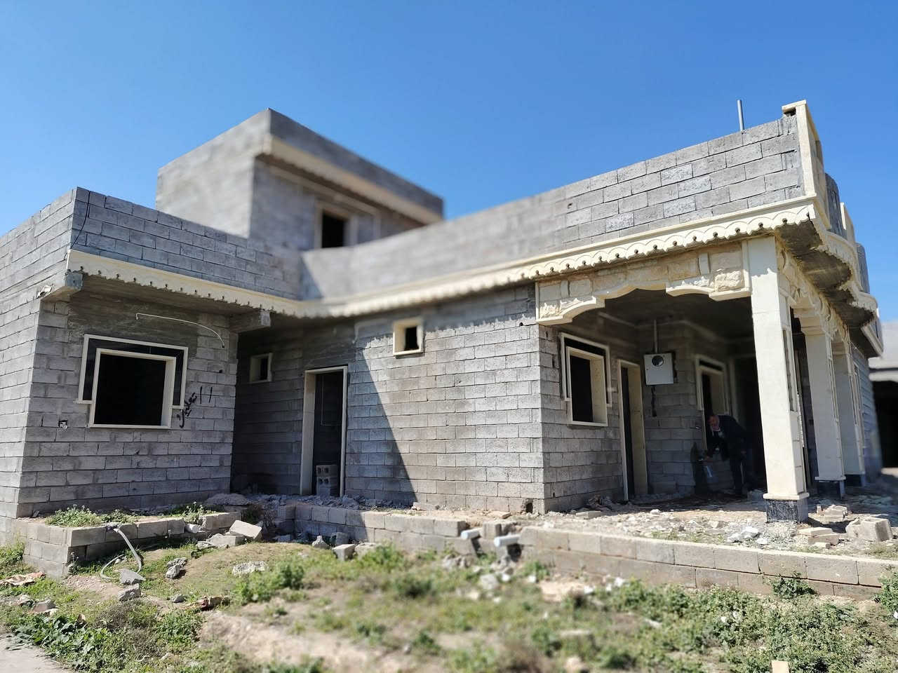 السلام عليكم ورحمة الله وبركاتة كادر حجر حلان بانسب السعار شغل هندسه ورقم واحد
اي استفسار اتصل على الرقم *********** عبدالقادر السيد  تحياتي للجميع والرزق على الله
