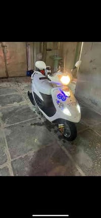 كامكو V2 مكفولة كفاله عامه  مكينه 150 موديل 2014 السعر مليون 150 وبيه ...