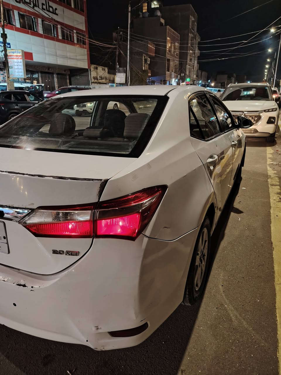 السلام عليكم 
كورلا ٢٠١٥ خليجي محرك ٢٠٠٠ 
سيارة بيها مكانات صبغ ٥ قطع والسونار موجود دواخل مابيها حوض وشواصي مابيها 
تحتاج ترتيبات للكشر وللحدادية 
بيها بصمة وتشغيل عن بعد عمل 
محرك كير تبريد ممتازة 
السونار اخر صورة
السعر ١٠٦ 
مكانها الاعظمية او الكريعات 
***********
