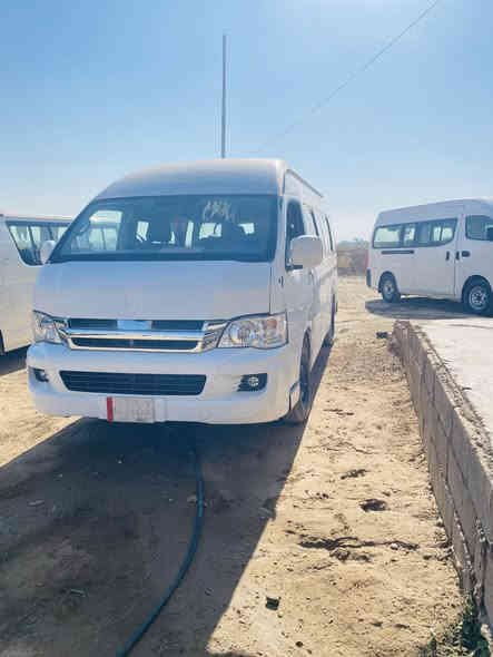 الجنبي 2014بيه تكمه جهت السايق 
منضومه غاز  السعر 90وبيه مجال 
***********
