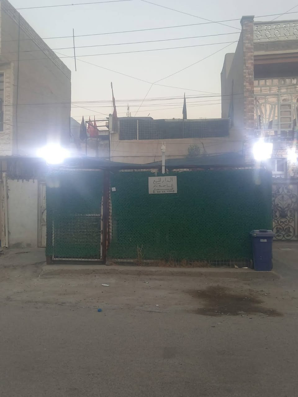 بيت في حي آور
المساحة 120 متر طابق واحد
الواجهة 6 والنزال 20
بداية مدخل البيت: 
كراج سيارة
غرفة أستقبال 
حولي
مع خدمات
و غرفة نوم وتحتوي على ترك متر ونص
درج
سطح+بيتونة
محلة 331
أقرب نقطة دالة(مثلجات السويقي)
قريب الشارع العام 
مو الفرع الأول الفرع الثاني 
داخل الفرغ الثاني البيت .
للأستفسار والتواصل:***********
