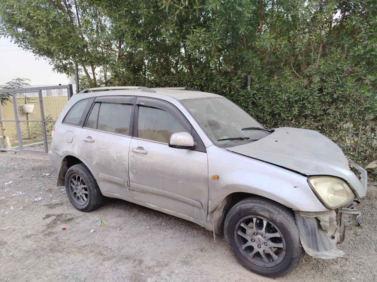 السلام عليكم سياره شيري تيكو 2012 للبيع أثر حادث تايرات جديده باتري جديد السعر ٣٥ ورقه وبيها مجال ورقم ألماني دولي مكاني بغداد ابي غريب الاتصال على الرقم ***********
