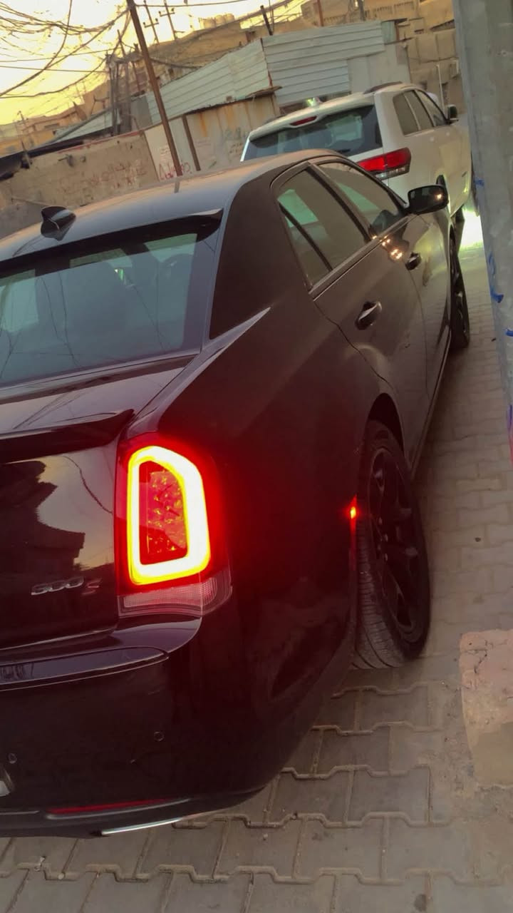 السلام عليكم
اوباما كلايسلر s300 
سياره نظيفه كلش 
معروفه مواصفات s
ماشيه 45 الف km
للتواصل عبر الهاتف
***********
