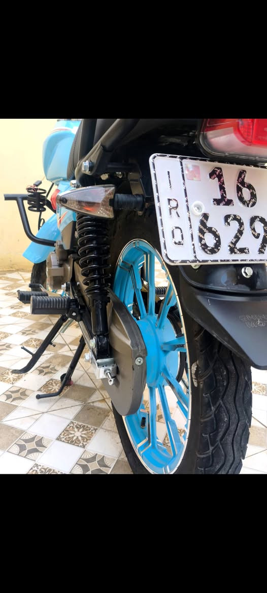 دراجه شاينك موديل 2023
مرقم كامل سنويه الدراجه مابيه اي نقص مكانه ديوانيه مداور ثاني يوم الدراج جديد .سعر مليون و ٦٥٠ وبيه مجال بسيط
 تواصل *********** .
