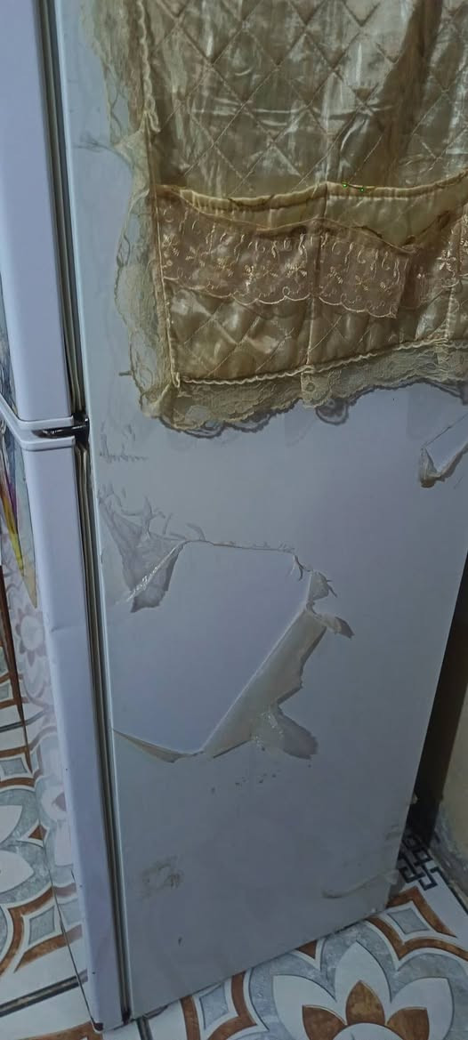 ثلاجه للبيع بيه نقص غاز شويه الفوك يجمد ولفريز الجوه شويه يبرد منقصه غاز بدون لابيه عطل ولا مخيسه سعر 125 مكاني ميسان سيد جميل *********** عمارة, ميسان
