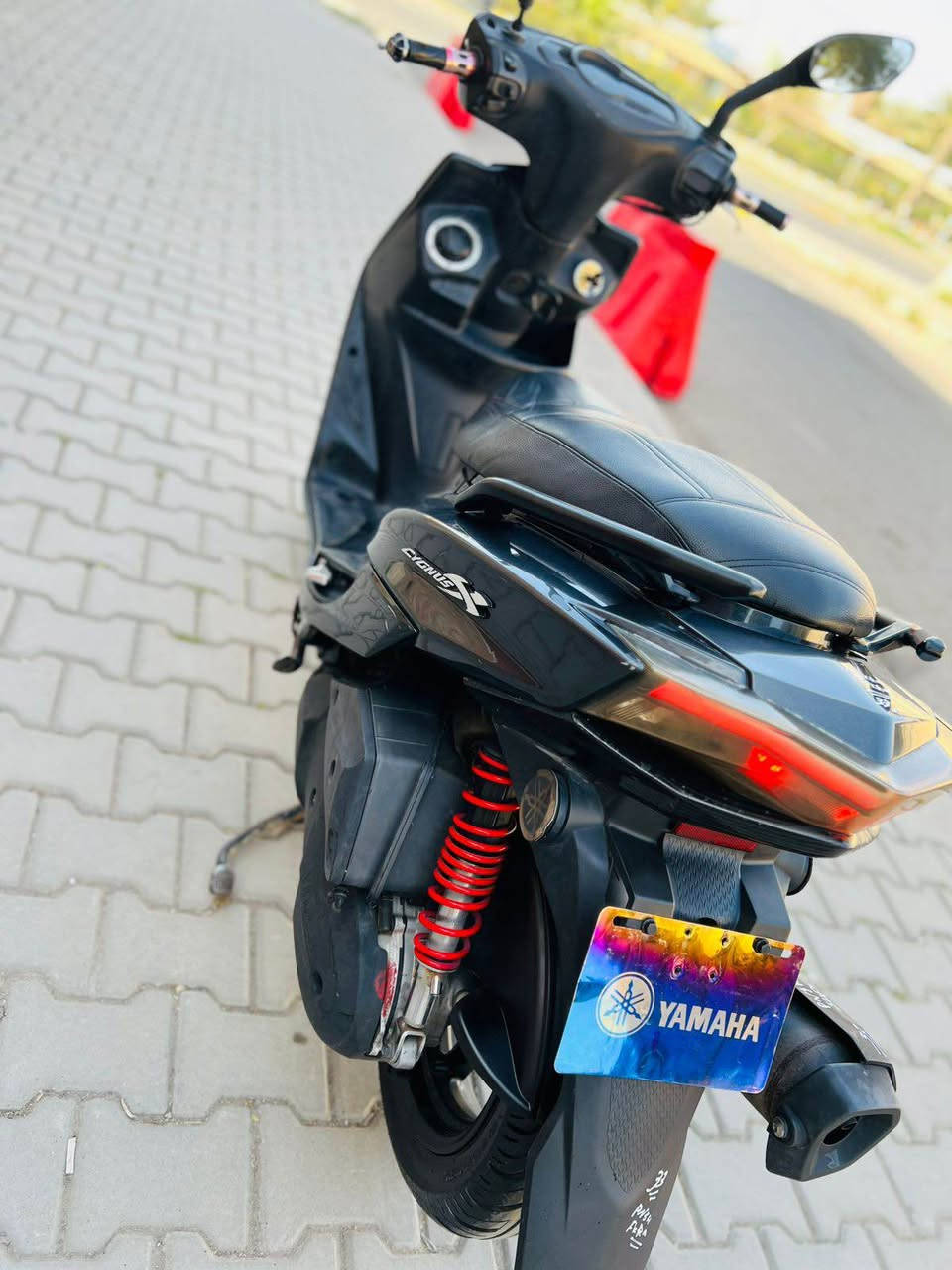 للبيع سكنس لد شمعه حديث  ياباني الاصلي قبق نفخ نوزل خطين ستان كهربائي دراجه جديده مال رمبه مكفوله مكينه ناعمه كفرات اصليه شلعه معدل خير من الله دراجه تتعب تكول جديده مال جناي مكان بغداد الكرخ السعر مليون و400 واللستفسار *********** بغداد, العراق
