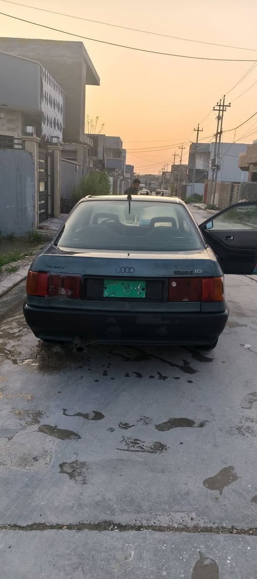 السلام عليكم سياره اودي موديل91
متحرك وكير شرط شرط التحويل السعر ها 28 ورقه ‏‪***********‬‏،،، ‏‪***********‬‏
