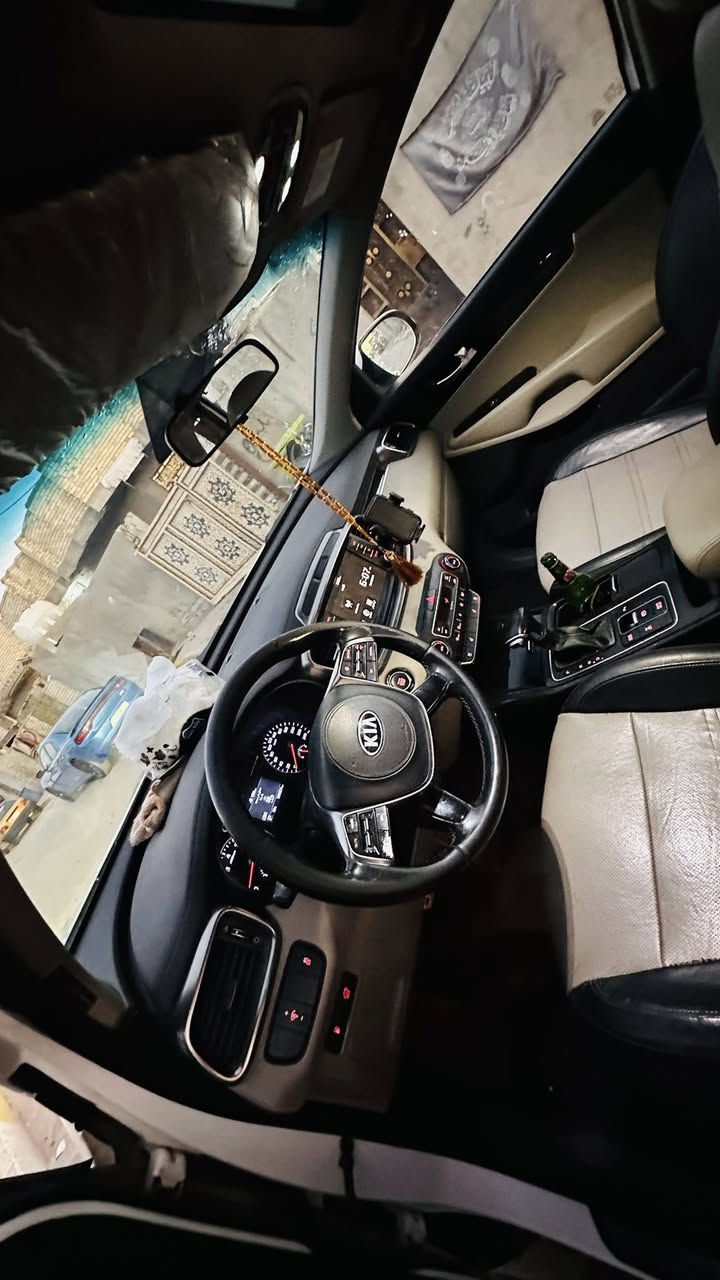 سلام عليكم للبيع موديل18شكل20 حادث بنيد وجنطه
فول ع الخير  وشرط كله شفط  مري  جنطه. دفع 4  مكينه6   سياره مزوعه ع الخير  فتحه  تحكم  ماريد اطول عليكم سياره فول للخير مال بيت  ما متعوبه مكاني بغداد. العماري  0771 146 2914
