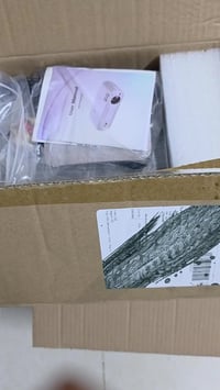 مزاد • بضاعة DHL • تفاصيل مجهولة