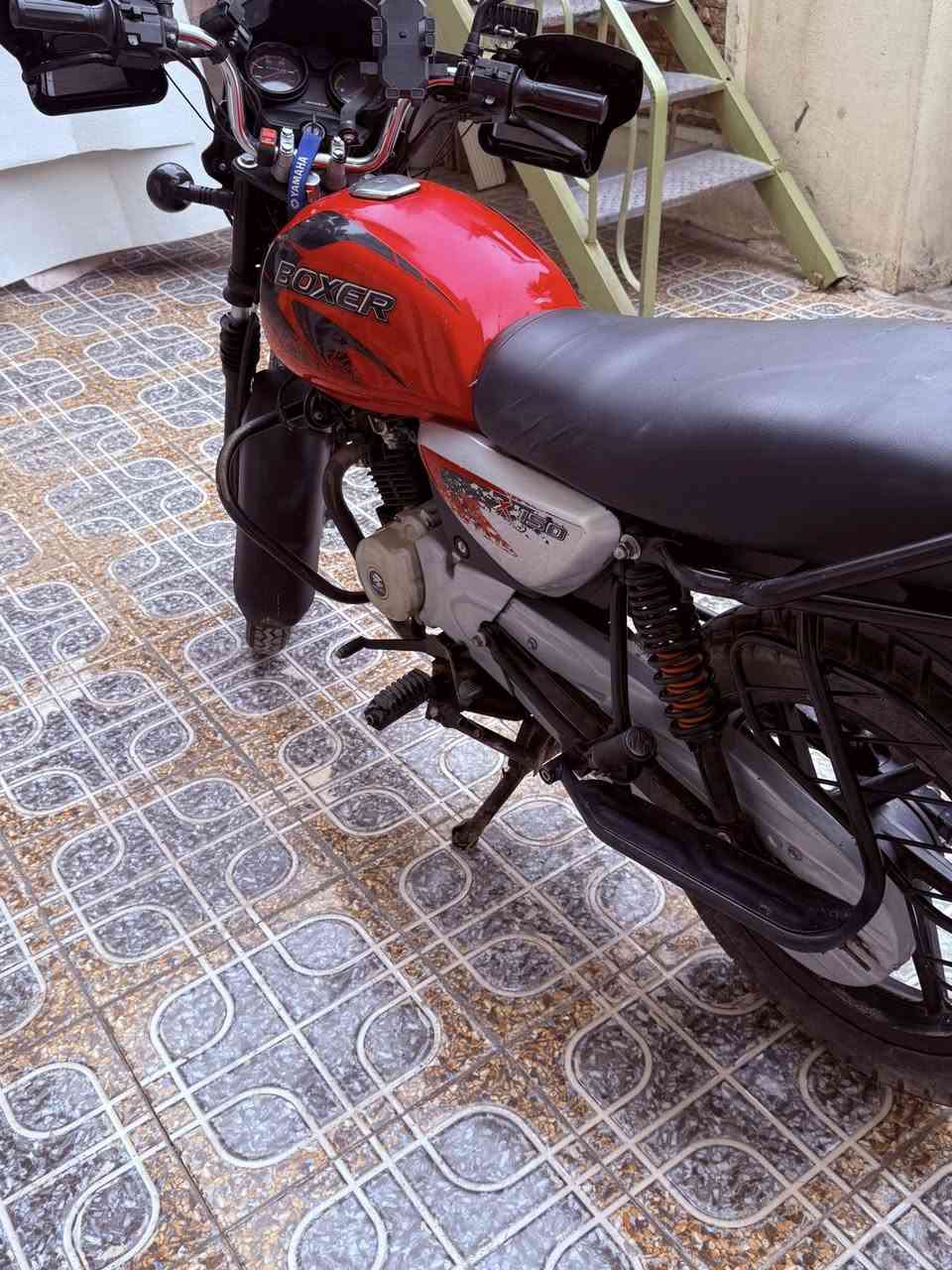 سلام عليكم 
بوكسر ٢٣ رقم انكليزي 
دراجه خير من الله علئ ايد من شركه اني نزلته 
جاهز من كلشي دراجه كبل اشتغل بيها 
عارضها مليونين و ١٠٠  وبيها مجال حك جيه


**إذا كنت صاحب هذا الإعلان وتريد حذفه لأي سبب، رجاءا أرسل رسالة إلى الدعم الفني**