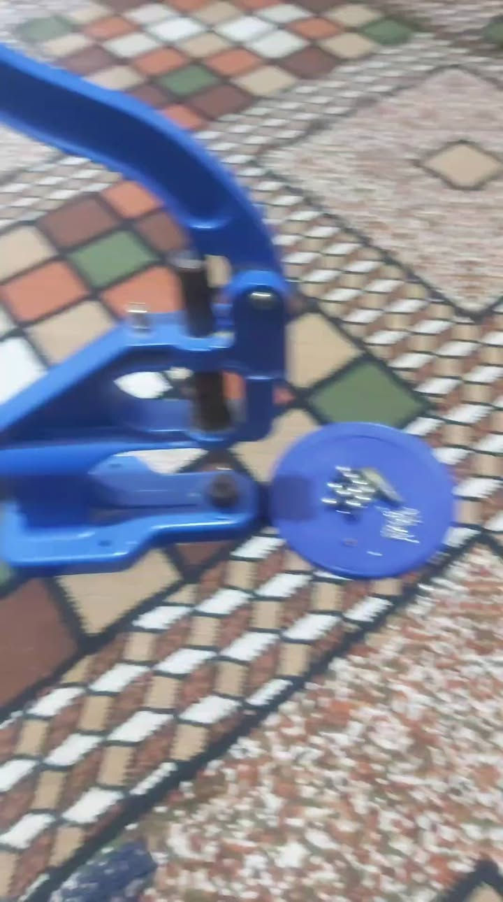 كابسه لؤلؤء ودكم جديده ٢٠وبيه مجال


**إذا كنت صاحب هذا الإعلان وتريد حذفه لأي سبب، رجاءا أرسل رسالة إلى الدعم الفني**