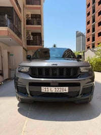 للبيع جيب 2023 بلاك توب  1. محرك V6 – 3600  2. 7راکب ماشیه 55 الف   3 ...