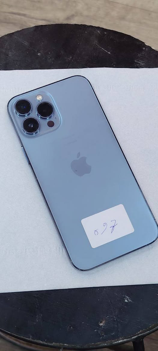 السلام عليكم
ايفون 13 برو ماكس 

ماستر نموذج M 

ذاكرة / 256

بطاريه / 80

الجهاز / مكفول عل فحص 

لون / بحري

المكان / بغداد الدورة

***********

السعر / 680
