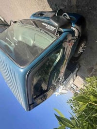 كيا فحل. موديل ٢٠٠١  رقم ديالى  الماني  تحويل.  مباشر.  سيارة نضيفة إل...