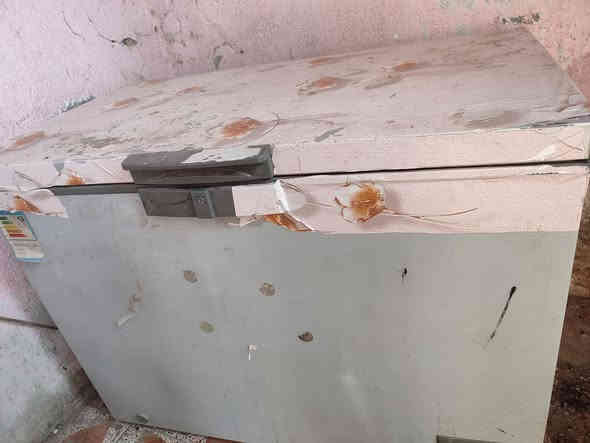 السلام عليكم ورحمه الله وبركاته براد+مجمده للبيع البراد سعره 150 والمجمدة سعرها200 قفل مكاني سوق الشيوخ حي العسكري رقمي ***********
