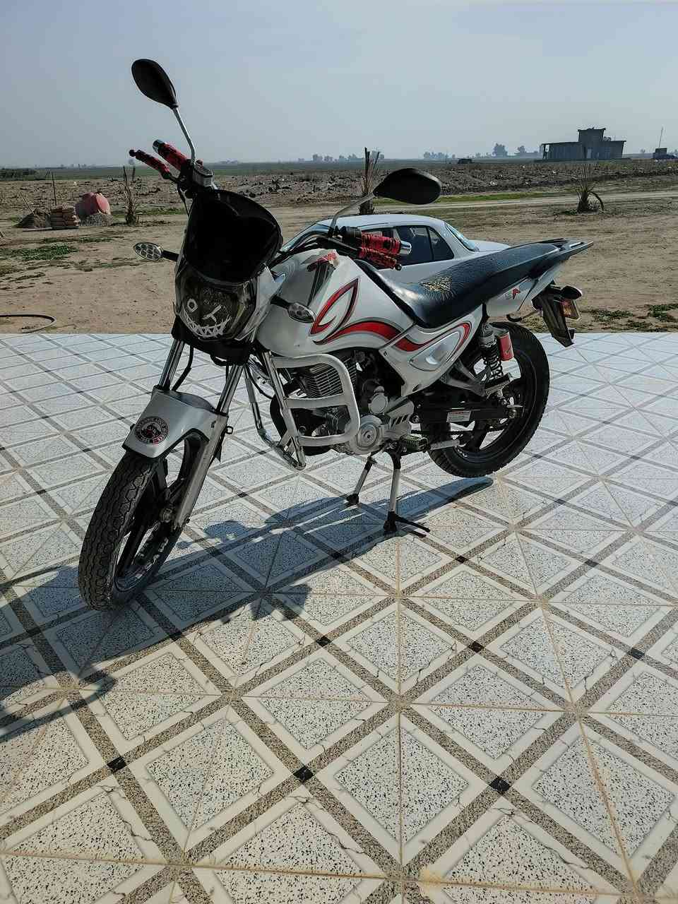 السلام عليكم دراجه للبيع موديل 2023 أوراق كامله الدراجه برقي مامفتوح بيها كله بلادي على وضع الشركه
السعر 1350 موجود خاص واذا تريد خابر ***********
