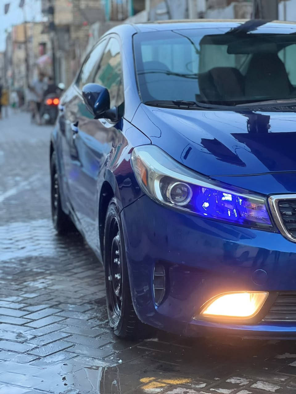 السلام عليكم كيا فورتي 2017 للبيع  مكينة دوش 2000 كير at ماشية 63 قطعتين مبدله. السيارة نضيفة ومعتنين بيها للتواصل خاص او على الرقم التالي ***********
