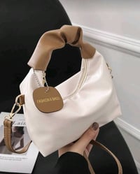 حقيبة يد صغيرة • جلد صناعي • توصيل المحافظات