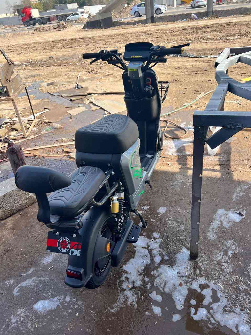 دراجه شحن ار ٩  جديد اي شخط مابيه قبل شهر من مشتريهة السعر ٥٥٠ مكاني بغداد نهايه حي اور  ***********
