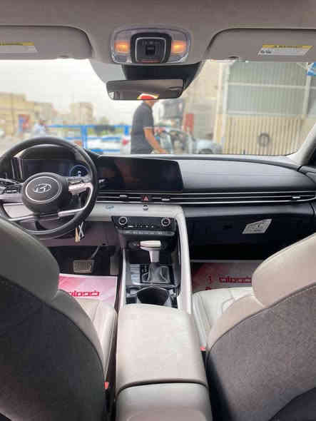 النترا هايبرد لمتد اعلى فئه بهذا الموديل 2023وارد امريكي بدون قطرة صبغ وبدون ايرباك ايضا  🔘�

المواصفات لمتد اعلى شي موجود بالهايبرد :-

🔘فتحة سقف سلايد طكتين 

🔘كشنات خزن مميوري 3 وضعيات مع امكانيه الخروج السهل

🔘سستم صوت من شركة Bose 🔊الالمانيه + دمام مع امبليفاير
 🔘داخل لونين مميز اوف وايت ابيض مطعم باسود ورصاصي

🔘لد امامي + لد خلفي 

🔘دشبول متصل + لد ليزري مخفي مع اناره مخفيه اكثر من 64 لون 🌈

🔘لايت زنون 3 عدسات بلادي مع حاجب لد نهاري 

🔘بصمه تشغيل وايقاف السياره 

🔘حساس امامي + حساس خلفي 

🔘كامرا دواره + حساس 360 درجة

🔘اوتو  هولد 

🔘مود درايف 

🔘اربع مودات قيادة

🔘سايد بريك كهرباء 

🔘كشنات  جلد  ابيض + كشنات  كهرباء

🔘كشنات حار + بارد  + كهرباء + خزن

🔘رادار  امامي + رادار جانبي + رادار  خلفي

🔘صندوك  ذكي عند الاقتراب 

🔘يدات بوب لمس للبصمه

🔘نظام ترحيب للسائق مع انارة 

🔘تبريد منفصل مع مناخ منفصل للسائق والراكب 

السياره قفله مواصفات جريدة 

كل مواصفات موضحة بصور 

مكاني البلديات 

***********

واتس اب 

اتصال
