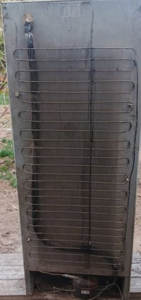 بما انو باجر جمعه ثلاجه نضيفه حجم الكبير تبريد ثلج شغاله واي خلل مابيه...