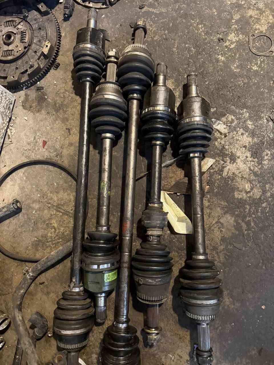 ادوات النترا XD 2001(2006 عنوان كركوك كراج شمال ***********
