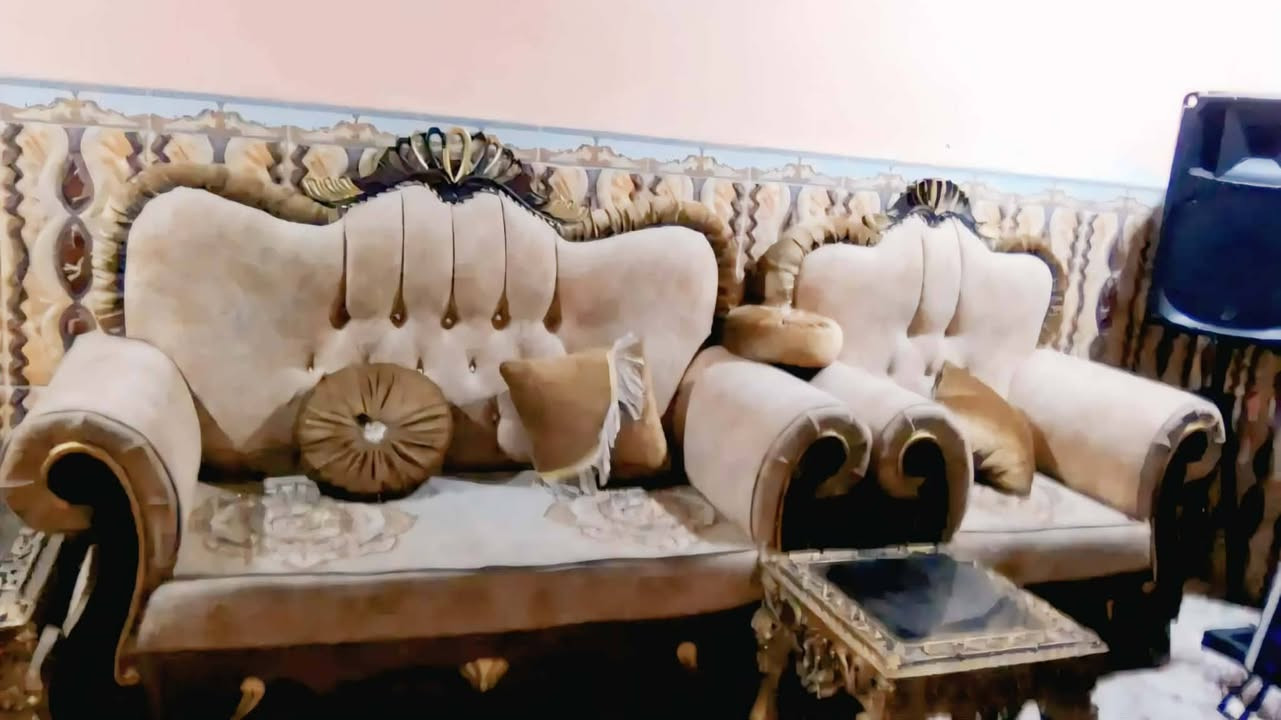 السلام عليكم غراض للبيع كلمن وسعره مكان كربلاء حي العسكري 
 غرفه صاج تسكام عراقي ست ابواب اسلايت بيهه ملحق داخل السلايت بابين الضهر براغي مو كبس ب٩٠٠ وبيها مجال للشراي 
تخم عشر مقاعد هذا تسكام مو سوكي اني ناجره ناجره بمليون وربع اريده 600وبي مجال للشراي 
كنتور ب ١٠٠ وبي مجال للشراي


**إذا كنت صاحب هذا الإعلان وتريد حذفه لأي سبب، رجاءا أرسل رسالة إلى الدعم الفني**