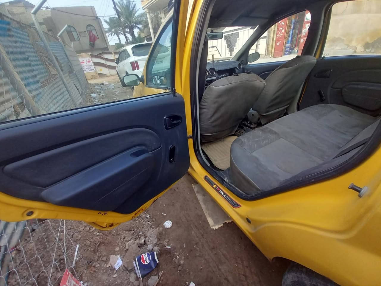 رينو لوكان٢٠٠٩ فحل مكينة بية بخار تبريد كامل بس عوزة غاز صدرة نظافته نص عمر تلحيضات هيةوغرامات مصفرة بسمي رقم دولي كهربايات كلة بلاد اي شي شغال بدون تجتطيل غرفتة حلوة اي ضربة قوية مابية خياسات فقط الدوسة علة كد شبر الباقي كفالة السعر ٣٠ بغداد الأمين الثانية الرقم ***********
