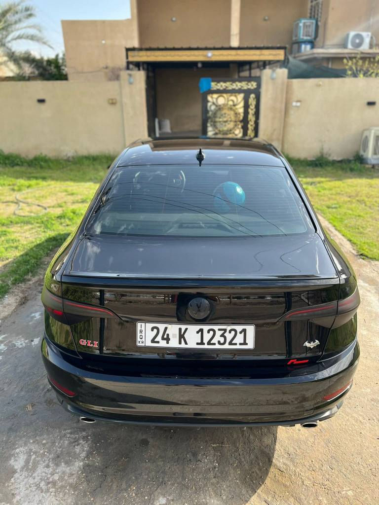 ماشاءلله🧿🖤
#بيع. #او #مراوس 

#جيتا GLI 🔥🔥
#موديل2021 — دهوك مميز💜
#ماشية 52 الف ميل 
#قطعة وحدة صبغ فقط
#بدون دواخل و ايرباك شرط 
#حادث مو سطحي ابو للسطحي 😂
#محرك 2.0 توربو 🚀 
#بصمه تشغيل و ابواب
#أنارة داخلي 10 لون
#رادارات
#حساسات خلفية
#نقط عمياء
#شفتات ستيرن رياضية
#تحديد سرعة الذكي 
#لايت ليد - فول اوتو
#كشنات تدفئة
#كاميرا خلفي
#اربعه وضعيات القيادة ( eco-normal-sport -costum ) 
 #بانزين محسن و زيت رافينول الاصلي اخليلها 

رقم الشاصي  3VW6T7BU6MM058642

الاضافات والتزويد 🇩🇪🔥 كلها مواد اصليه من اليابان و امريكا  🏎️
————————————— 
1- شوتة رياضية
2- اويل كاج كان اصلي
‏OIL COOLER -3 - تبريد زيت — يعني انسى شي اسمه حماوة زيت ما تتعدى 100 باقصى الظروف🫡
4- كويلات  ريسنك من شركة NGK اصلي  
5- داون بايب ستانلس ستيل
6- بلكات ريسنك من شركة NGK
7- عليها برمجة اوربيه اصلي 🚀 +stage  1 كلش قوية  يم مهندس مصطفى  و اقصادية بنفس الوقت 

السعر 185 مجال بي ان شاء الله  
مكان السيارة بغداد 
اتصال + واتساب
 📲***********
***********
