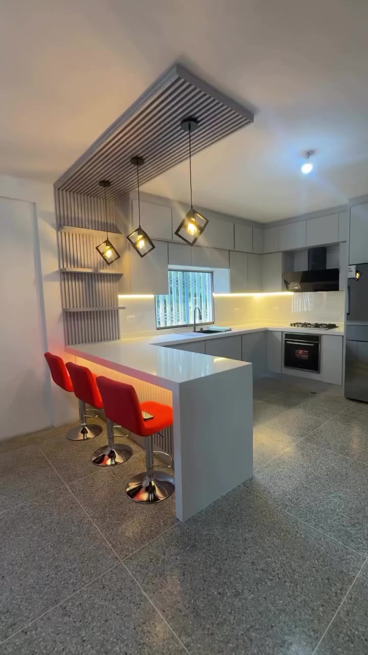 🔥 عرض رمضان من دايموند 🔥
أسعارنا تبدأ من 330 ألف فقط
و خصم 5% بمناسبة شهر رمضان وقرب العيد 🎉
تصميم وتنفيذ:
✔️ مطابخ عصرية
✔️ غرف نوم أنيقة
✔️ درسنك روم عملي وفخم
جودة عالية ✨ تنفيذ دقيق ✨ اهتمام بأدق التفاصيل
📞 للحجز والاستفسار:
📱 ***********
*********** 
 ***********،،واتساب 
📍 العنوان:
بغداد – الكرادة، شارع المسرح الوطني
باتجاه ساحة عقبة، مجاور مصرف آشور
احجز الآن واستفد من العرض قبل انتهاء العرض 🚀
