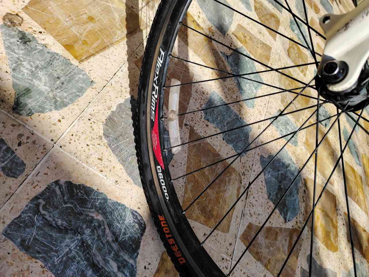 بايسكل GIANT
للبيع مواصفاته ⬇️
7 نمره
تايرات جبليه
دبل ويل اصلي من الشركه.
بريكات اصليه
مكينه اصليه
من ماركه معروفه GIANT
السعر 155 وبي مجال
العنوان أربيل زانكو 99 قرب حديقة زانكو


**إذا كنت صاحب هذا الإعلان وتريد حذفه لأي سبب، رجاءا أرسل رسالة إلى الدعم الفني**