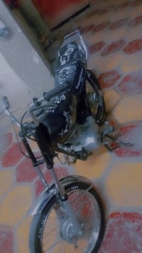 كلك ٥٠٠ • قفل • موتور