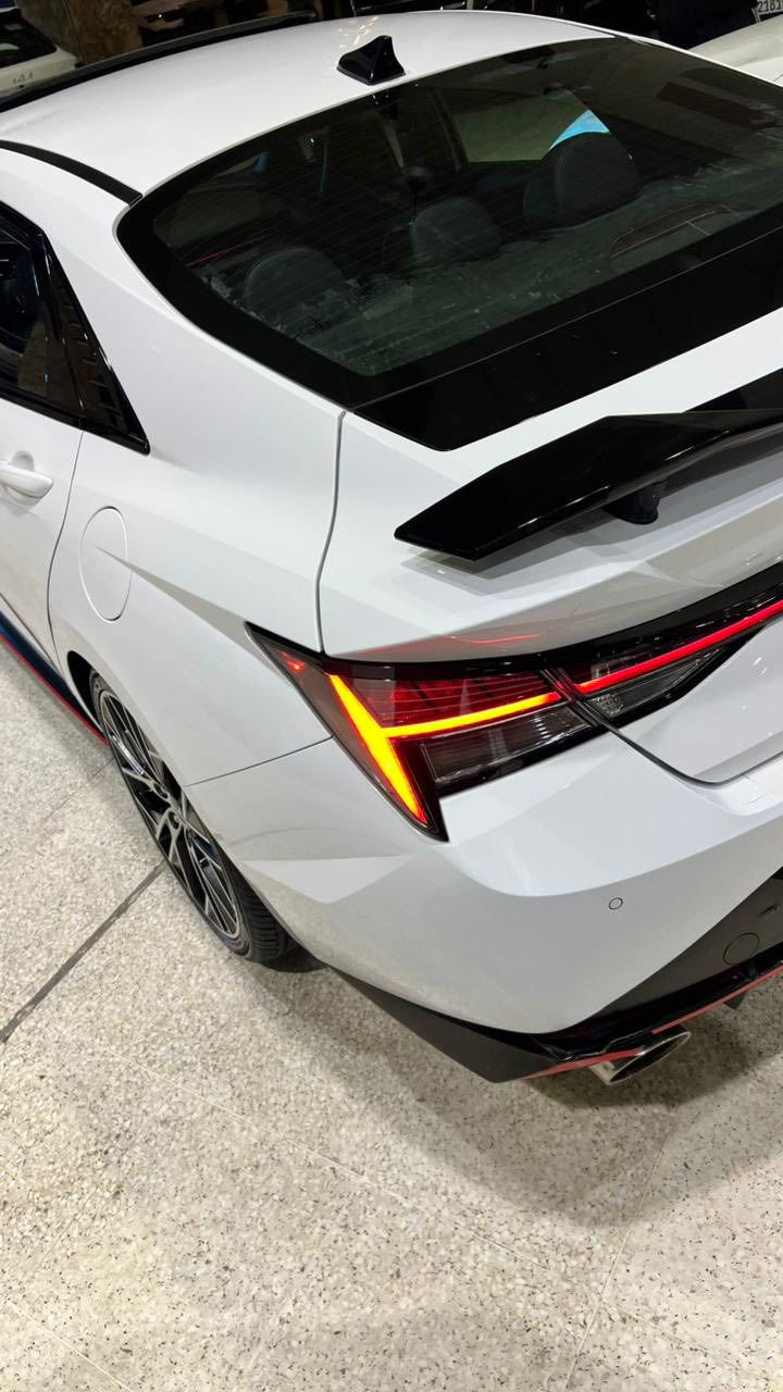 السلام وعليكم مروس او بيع. سيارتي بسمي و جديده مبيه اي نقص بوضع الشركه
كير اوتوماتيك دبل كلج 8 نمر (DCT)

 موديل : 2023

 المحرك : 2000 

 ماشية : 39 ألف كم 

كلين

العنوان : بغداد شارع فلسطين 

 للتواصل :  ***********
