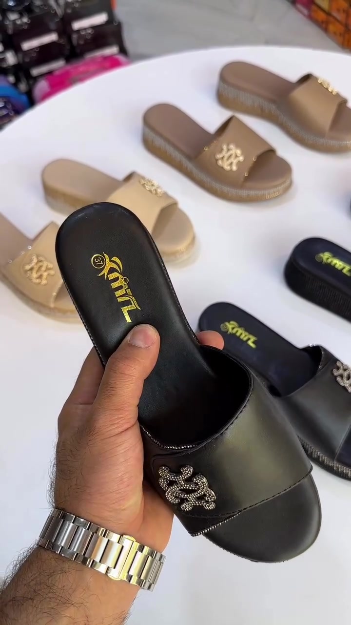 احدث موديلات من معرض 👠👜👢

سعر 15 الف

قياس 37_38_39_40_41

گه هاندن يا هه ي بو هه مي جها 🚕

يوجد خدمة توصيل جميع محافظات 🚕

داخل دهوك 3 الف

توصيل جميع محافظات عيراق و كوردستان 5 الف


**إذا كنت صاحب هذا الإعلان وتريد حذفه لأي سبب، رجاءا أرسل رسالة إلى الدعم الفني**