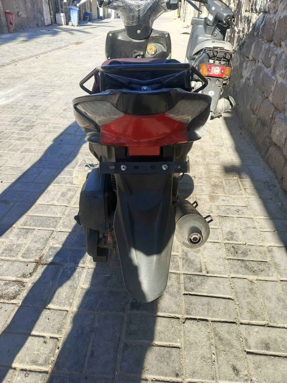 سلام عليكم درجة للبيع حلوه كله شغال سلف وهندر كهربيات شغال محرك ناعمة اسمه ادرس كله  شغال مكاني كربلاء حي الغدير+سعره 150الرقم ***********
